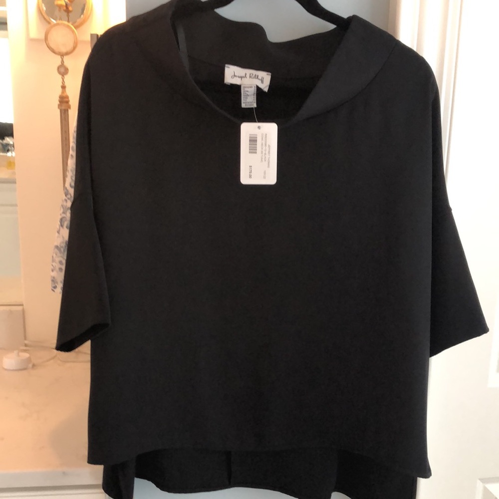 NWT OVERSIZED TUNIC .  Black Jackie o collar!